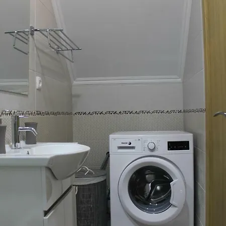 Baia Do Sado Ii Apartment *