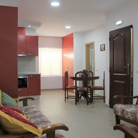 Baia Do Sado Ii Apartment