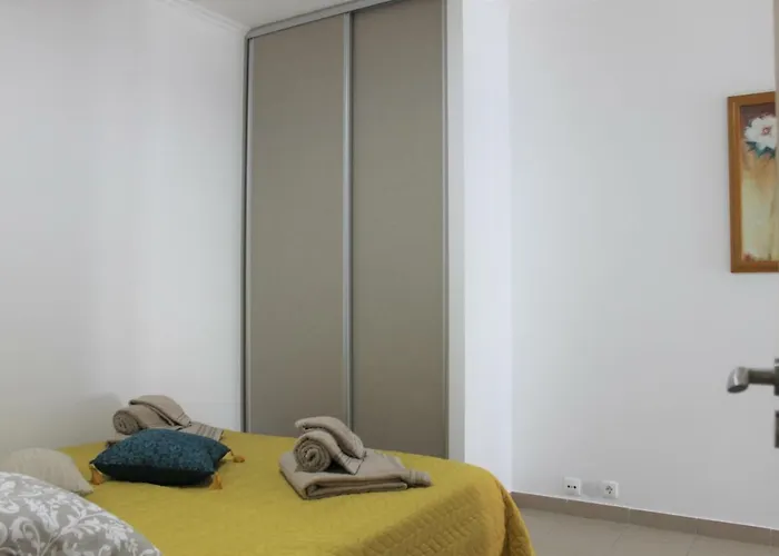 Baia Do Sado Ii Lägenhet